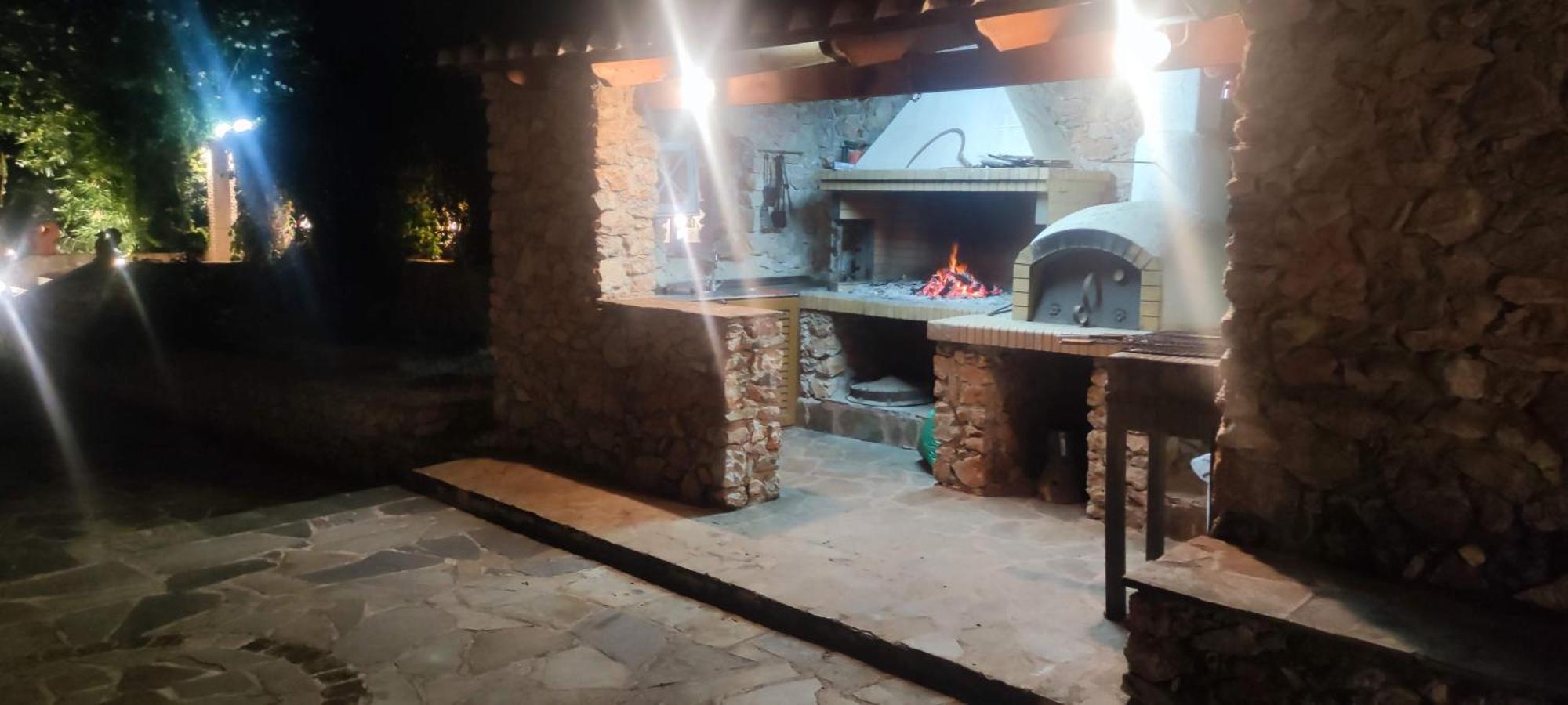 Ellie'S Stonehouse Gianapa, Porto Rafti, Greece, 190 03, Grヴィラ エクステリア 写真